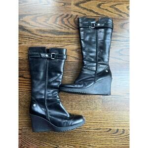 UGG Women’s Maxene Sheepskin Wedge Boots Sz. 8 black winter